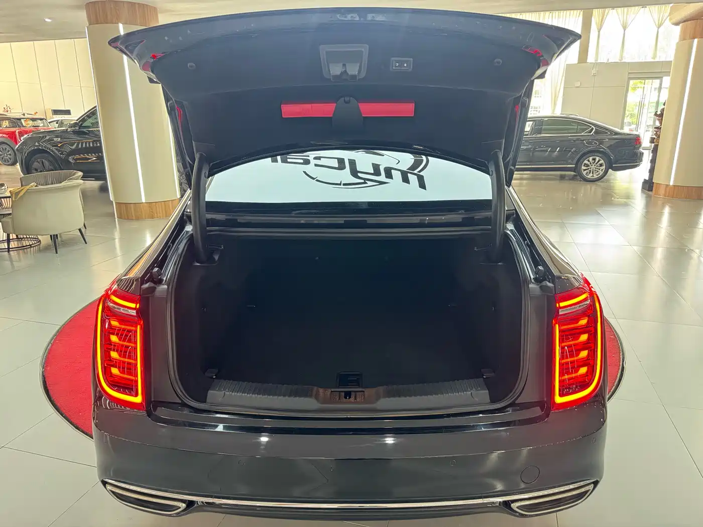 Hongqi H9 2020 2.0T Smart Connection Qi Chang Edition фото 10