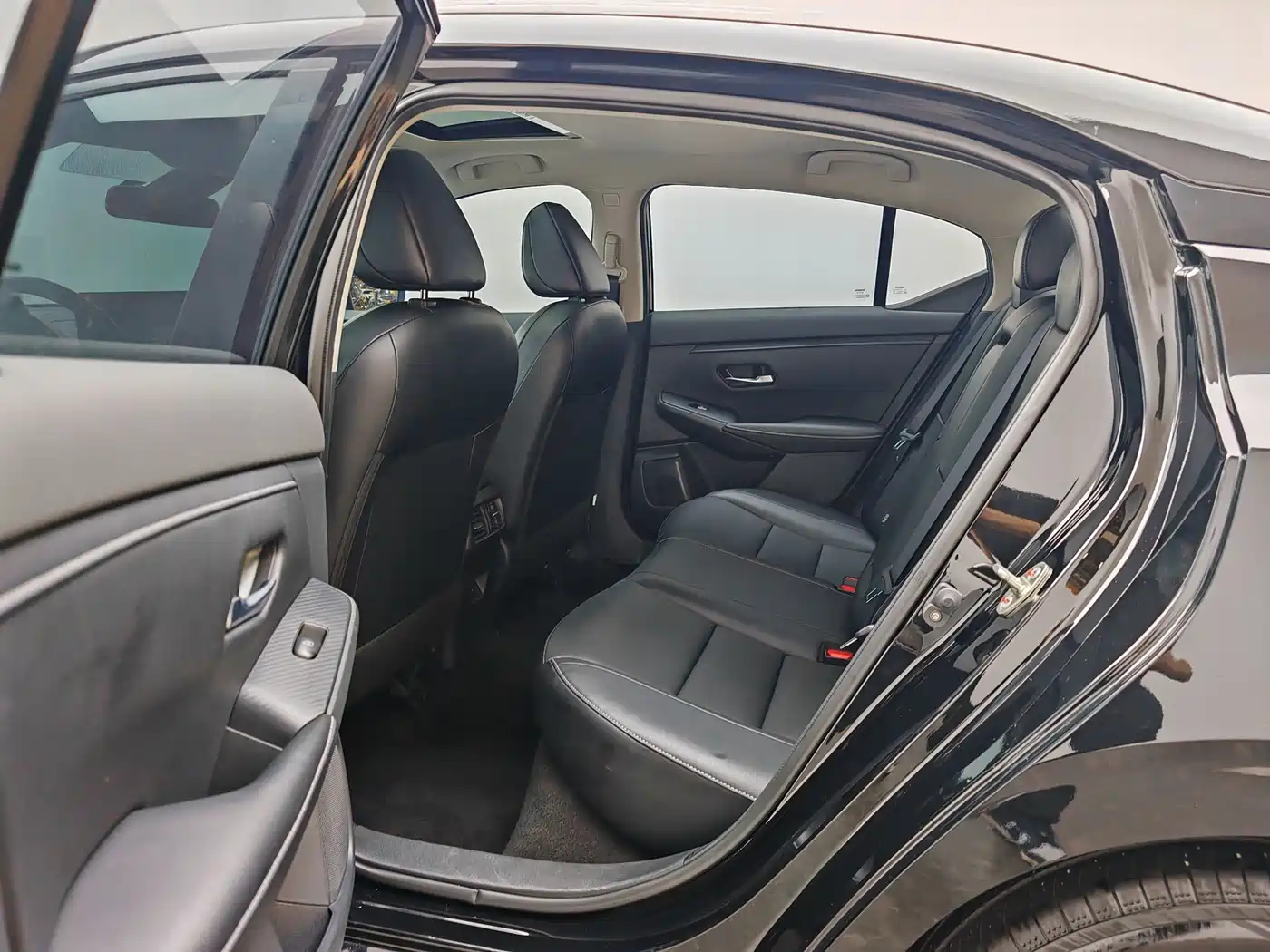Nissan SYLPHY, миниатюра 17