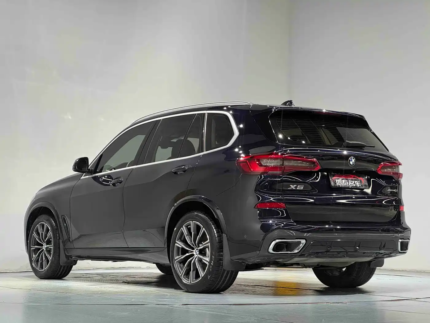 BMW X5 (Import) 2019 xDrive40i M Sport Package фото 20