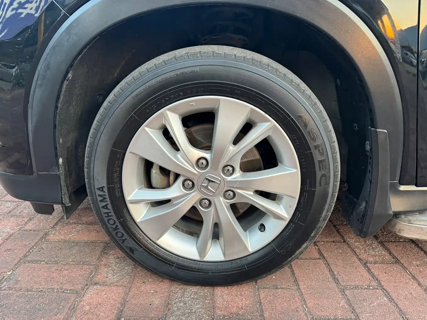 Honda Vezel 2015 2015 1.8L CVT FWD Elite
