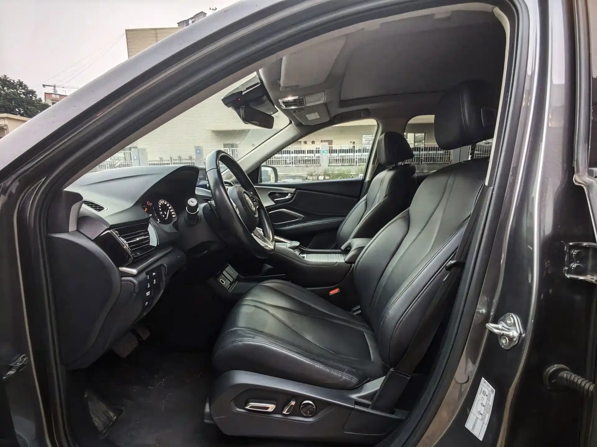 Photo 7 - Acura RDX