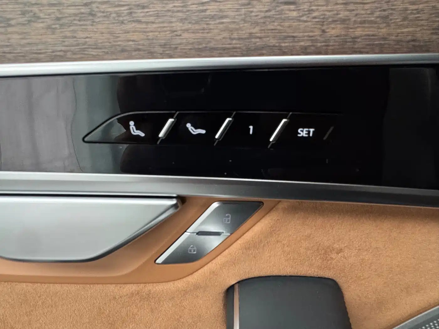 Audi A8 2021 A8L 55 TFSI quattro Premium фото 20