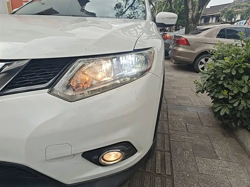 Photo 24 - Nissan X-Trail