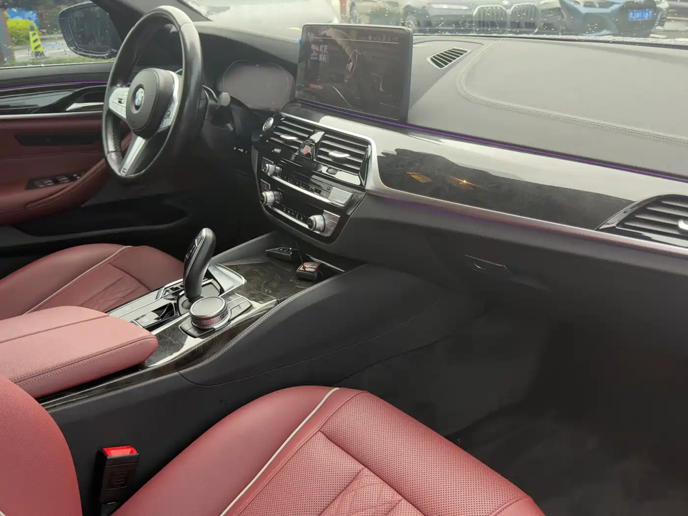 BMW 5 Series 2022 525Li M Sport Package фото 8