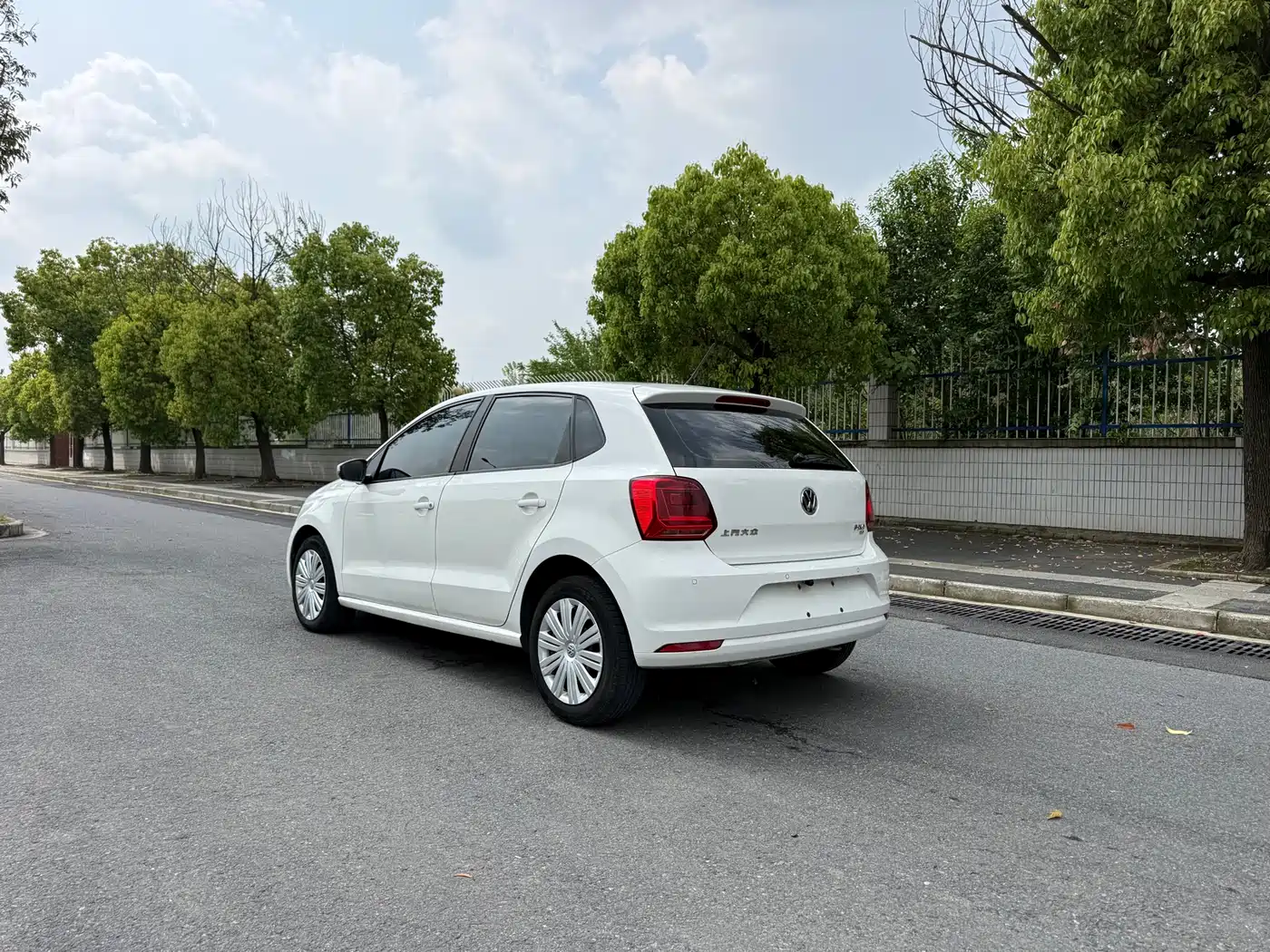 Volkswagen Polo 2016 1.6L Automatic Comfort фото 7