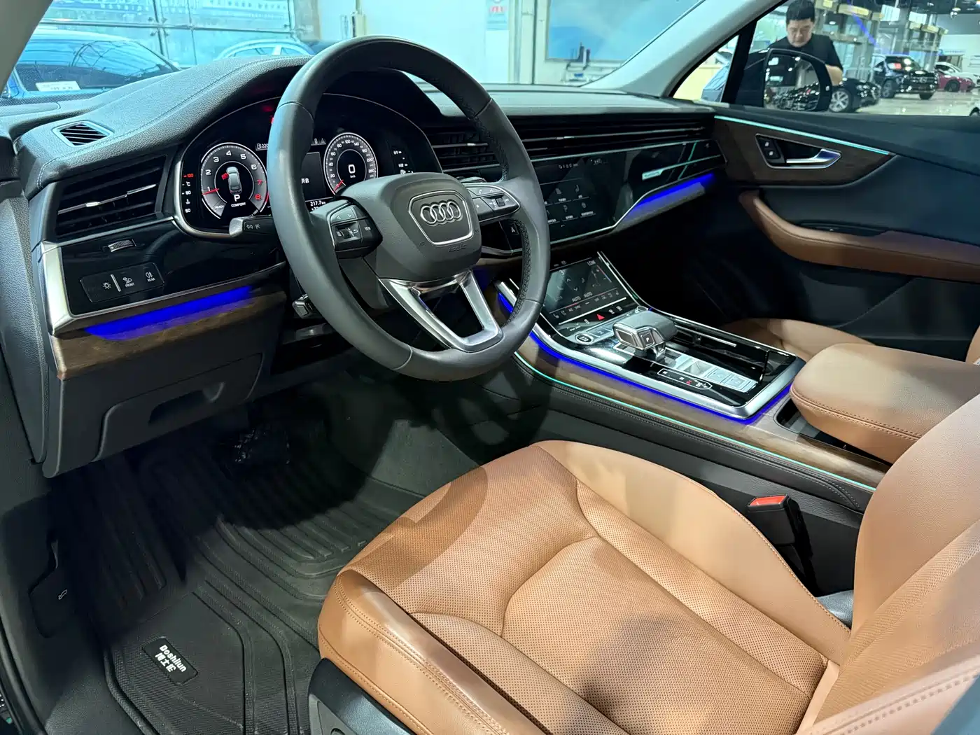 AUDI Q7