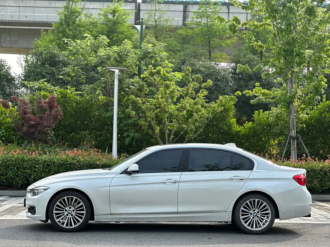 BMW 3 Series 2018 320Li Fashion Style фото 7