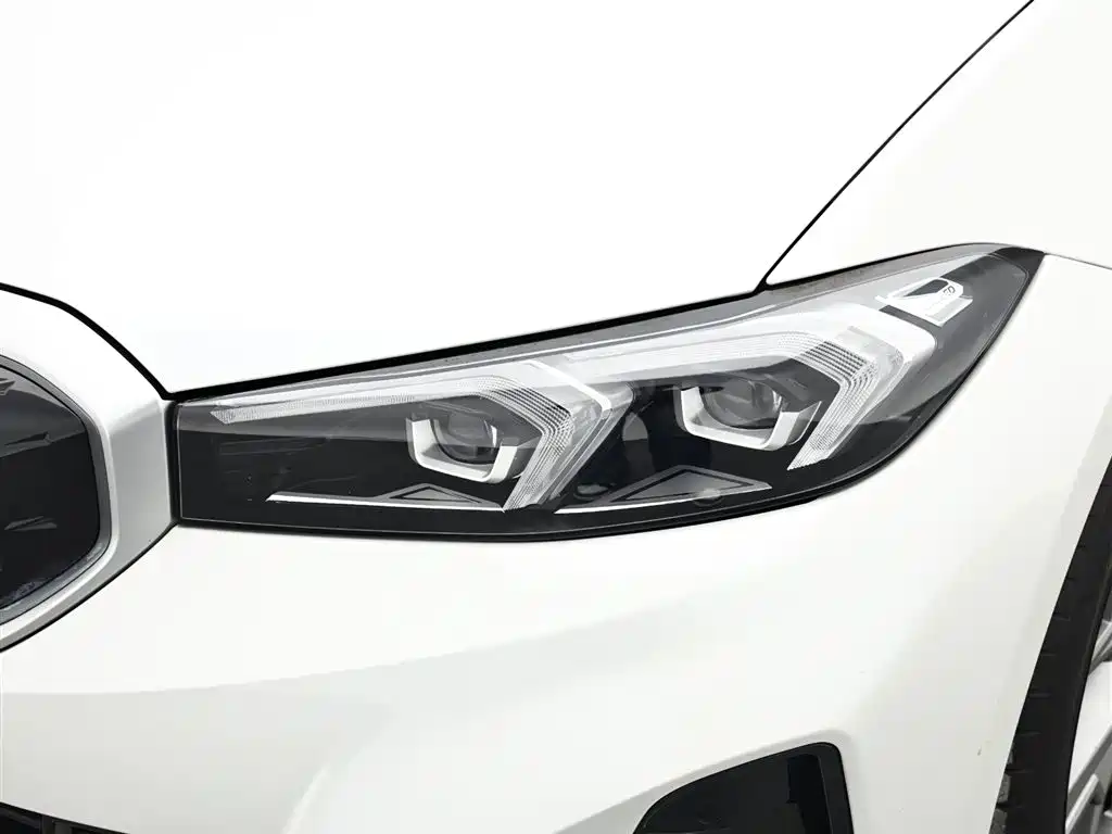 BMW i3 2022 eDrive 35 L фото 17
