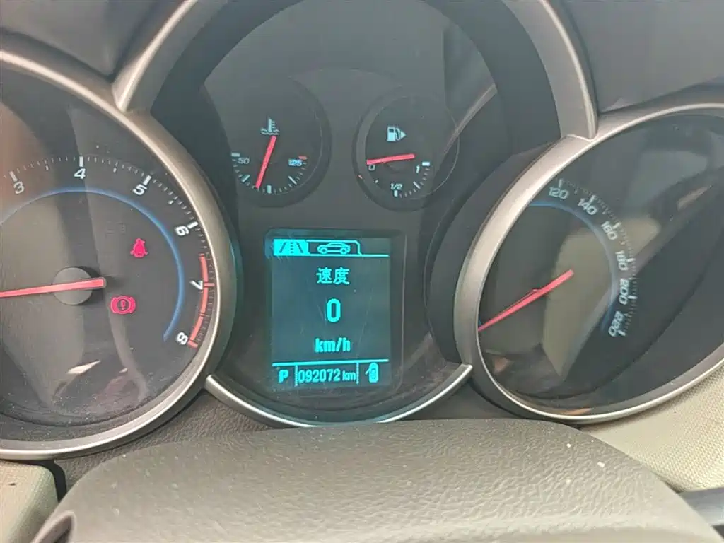 Chevrolet Cruze 2015 1.5L Classic SE AT фото 12