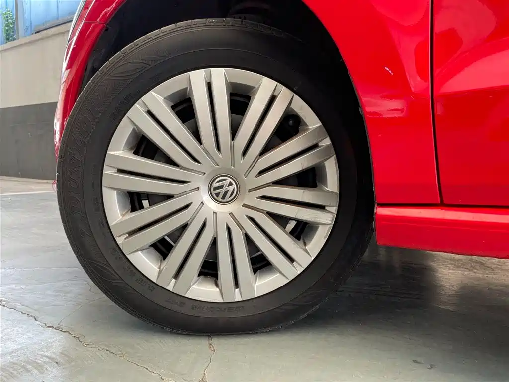Фото 18 - Volkswagen Polo