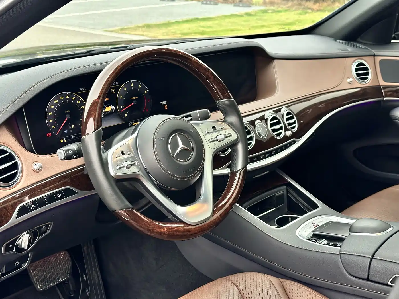 Mercedes-Benz S-Class 2019 S 350 L Premium Ultimate Edition фото 11