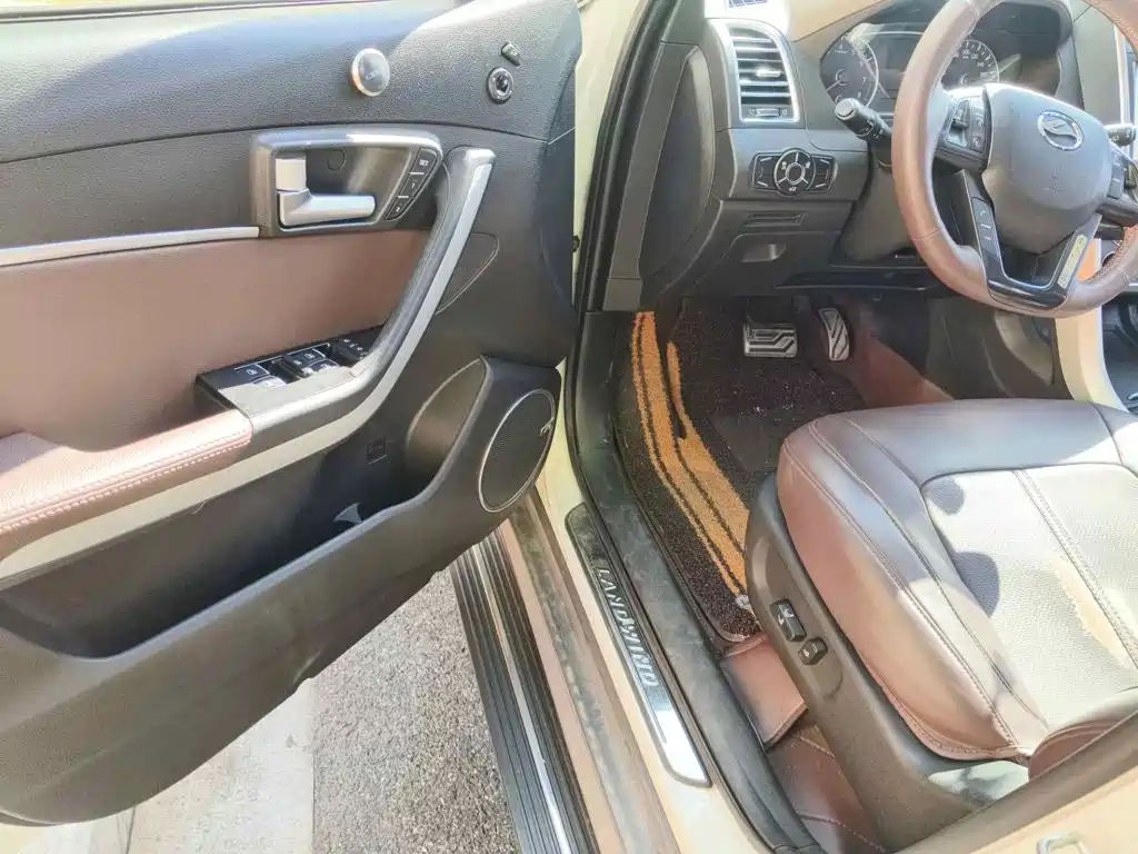 Landwind X5 2016 2016 Plus 1.5T CVT Pioneer Edition