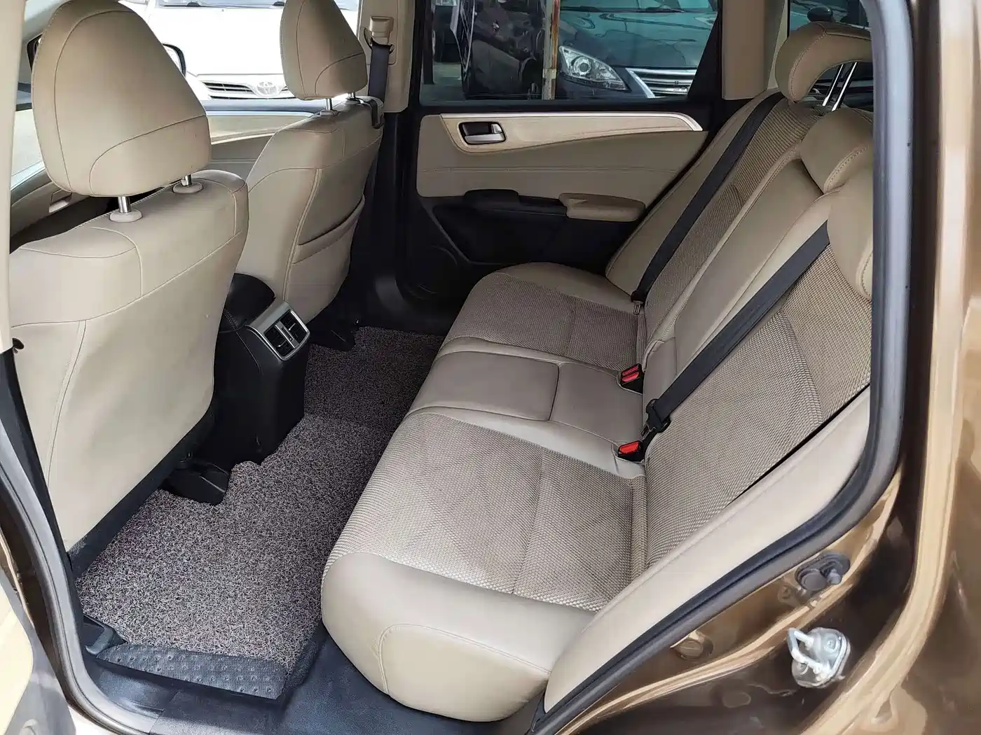 Honda Jade 2014 2013 1.8L Automatic Comfort Edition 5-seater