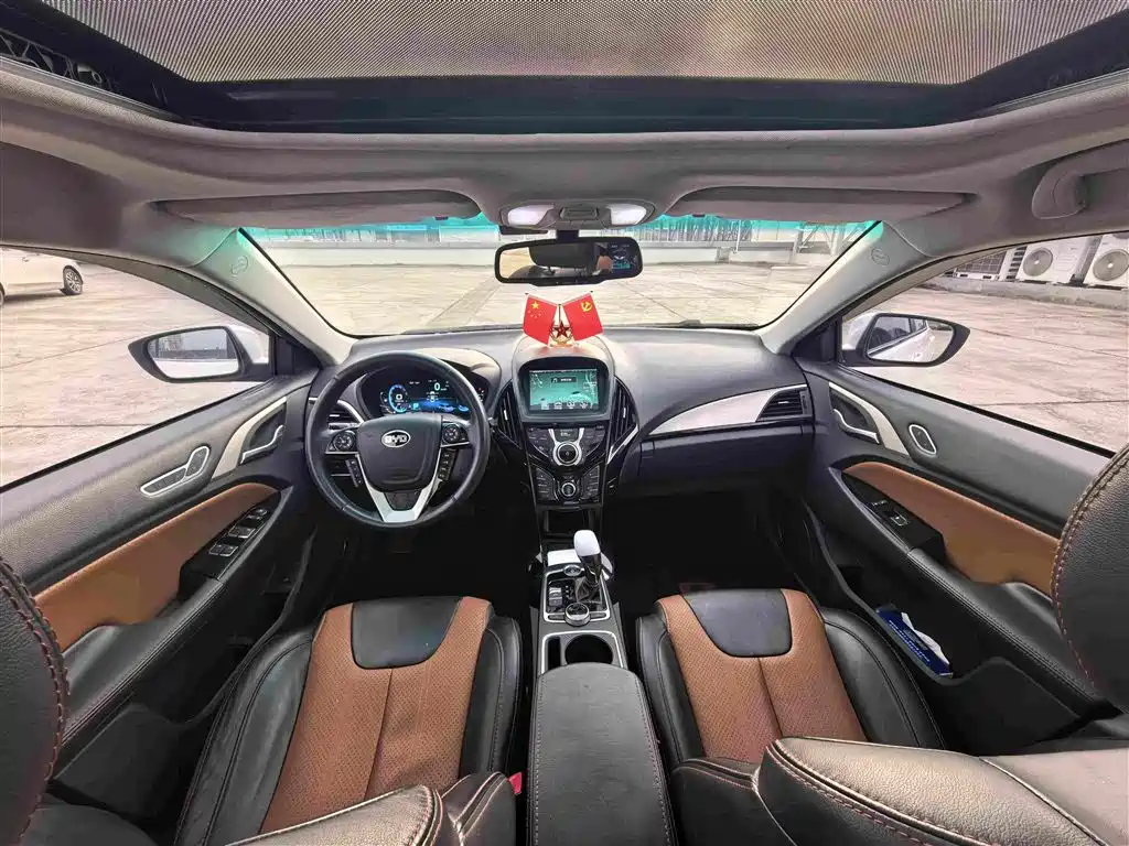 BYD Qin New Energy 2015 2015 1.5T Double Champion Flagship Plus