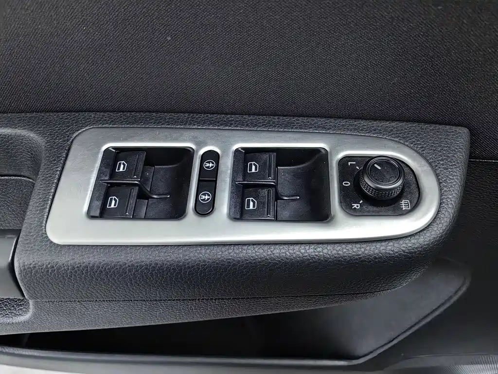 Volkswagen Sharan 2018 2018 380TSI Comfort 6-Seater