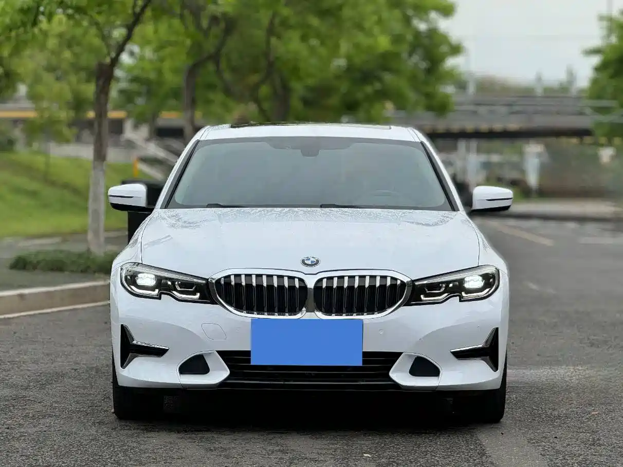 BMW 3 Series 2020 325Li Launch Edition фото 2