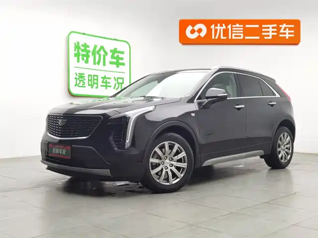 CADILLAC XT4