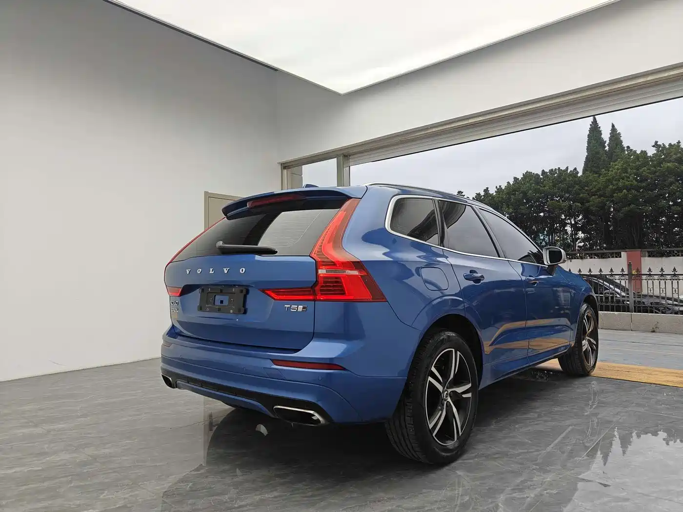 Фото 6 - Volvo XC60