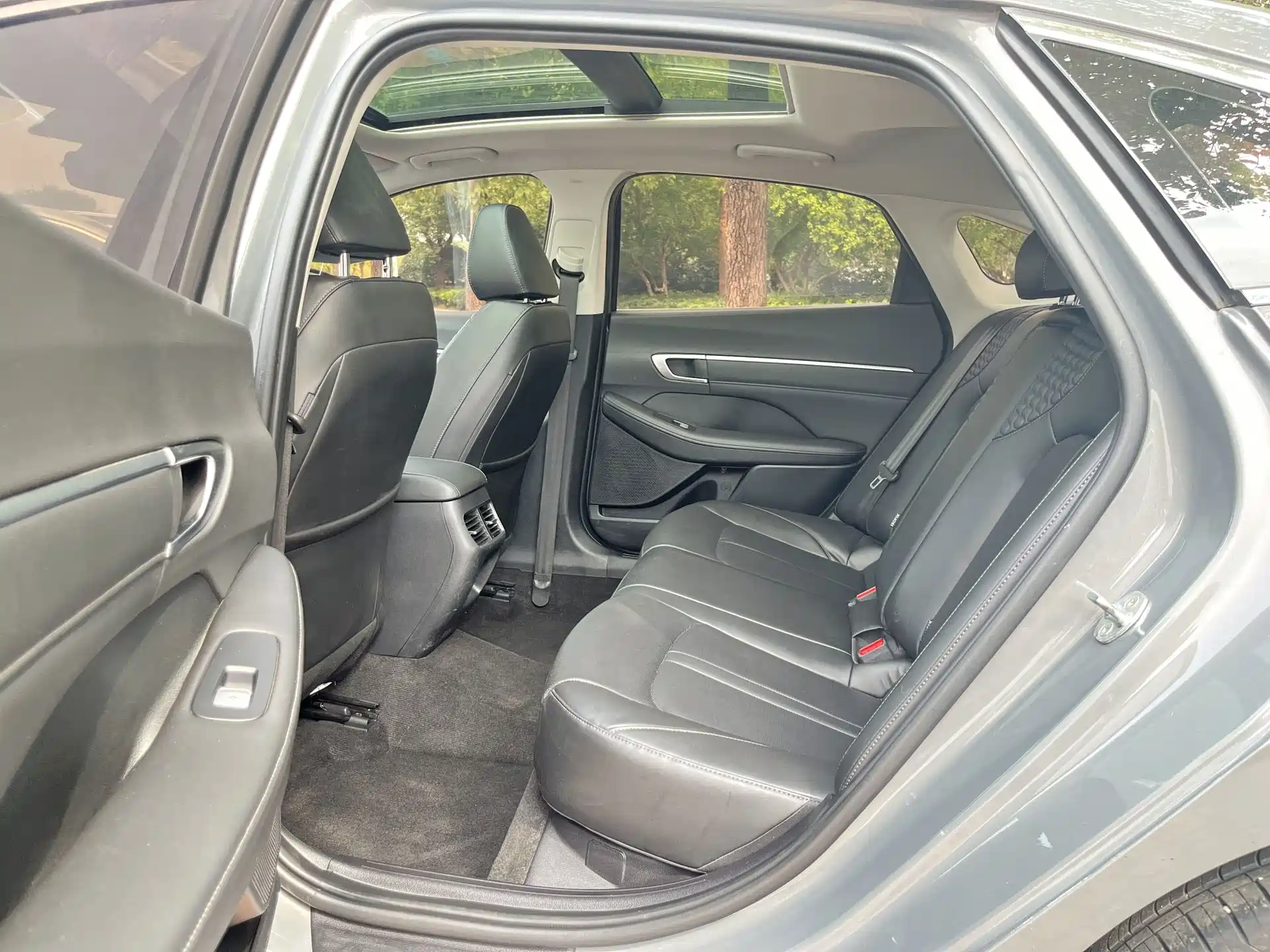 صورة 11 - Hyundai Sonata