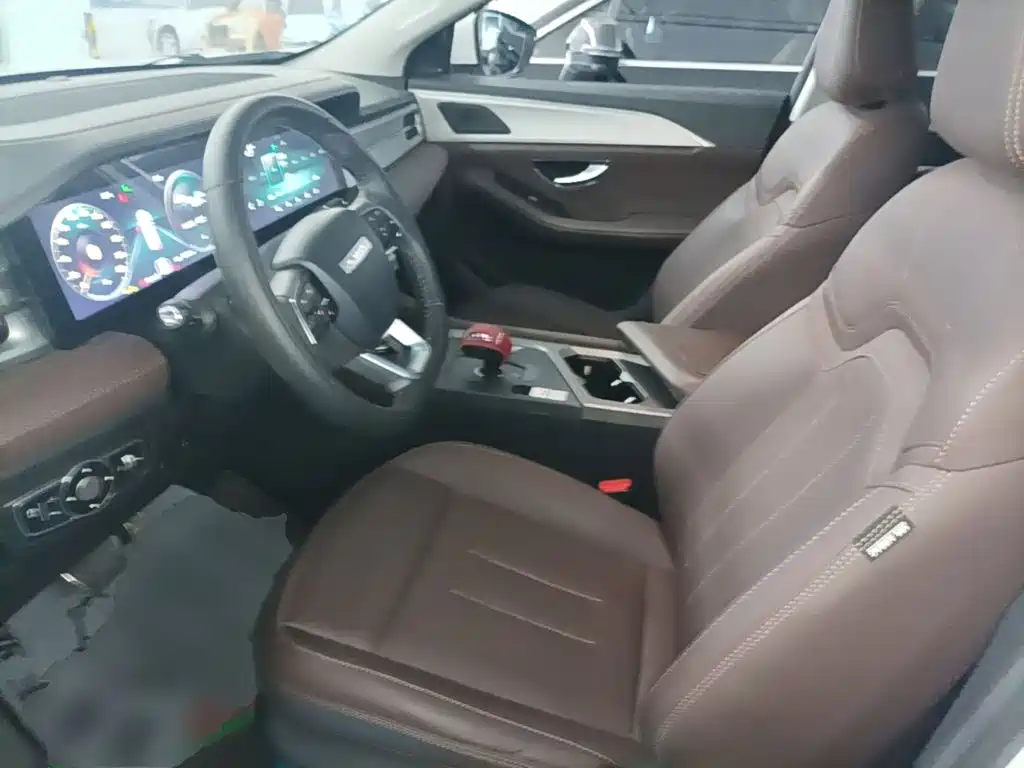 Jetour X90 PLUS 2023 2023 Facelift 1.6TD DCT Villa 7-seater