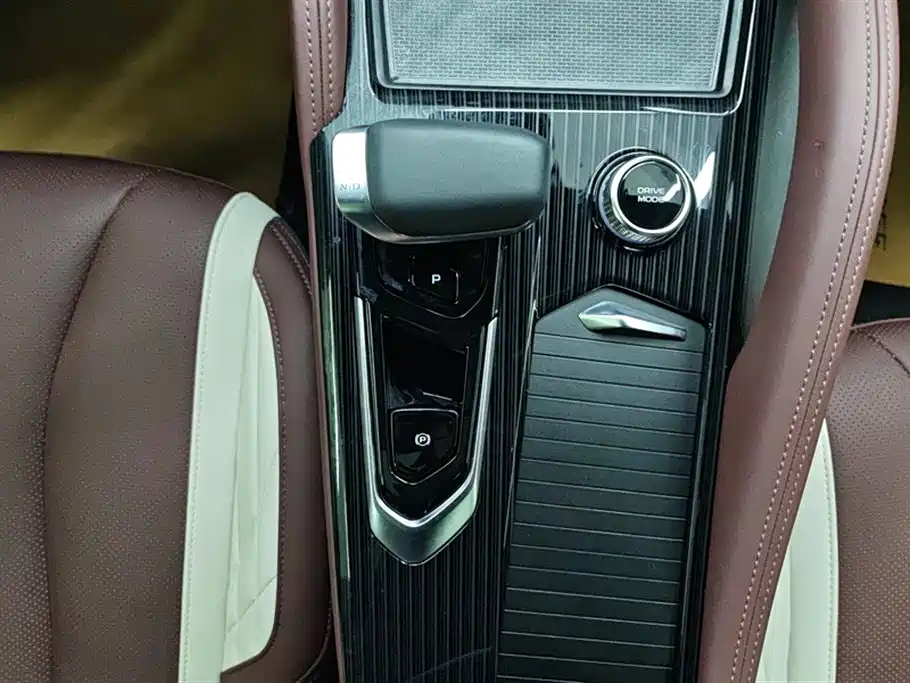 GEELY AUTOMOBILE XINGYUE L