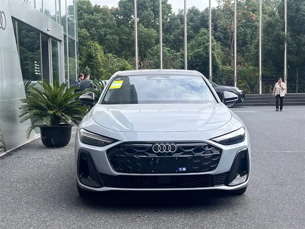 Audi A5L 2025 2.0T Sport Edition Plus фото 2