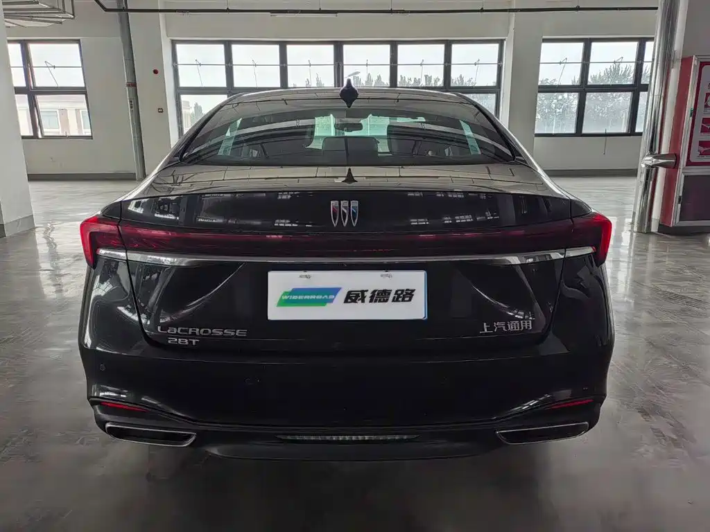 Buick LaCrosse 2025 2025 Model 28T Platinum Edition
