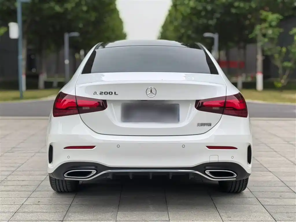 Mercedes-Benz A-Class 2023 A 200 L Fashion фото 14