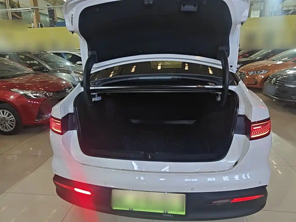 BYD Hai Bao 05 DM-i 2025 DM-i Smart Drive Edition 55KM Luxury фото 19