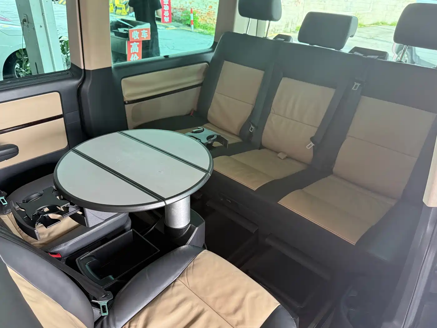Volkswagen Multivan 2014 2012 2.0TSI 4WD Premium