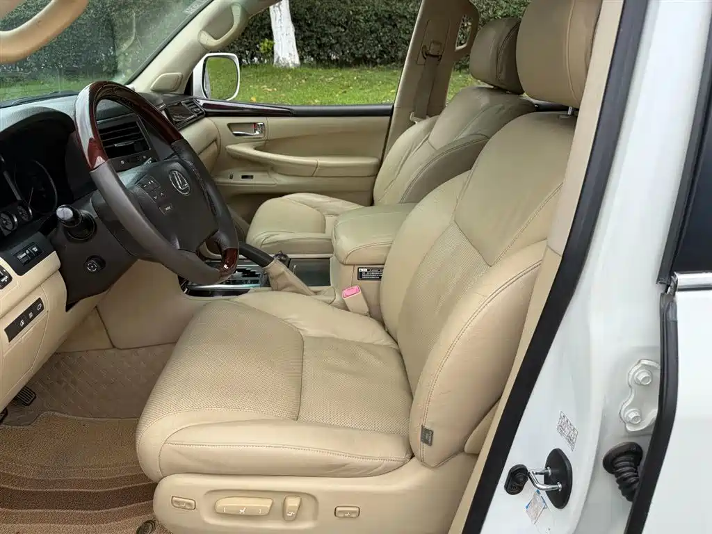 Lexus LX 2009 2009 570