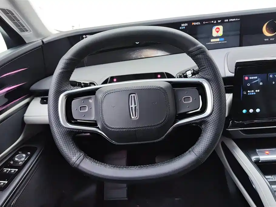 LINCOLN NAVIGATOR
