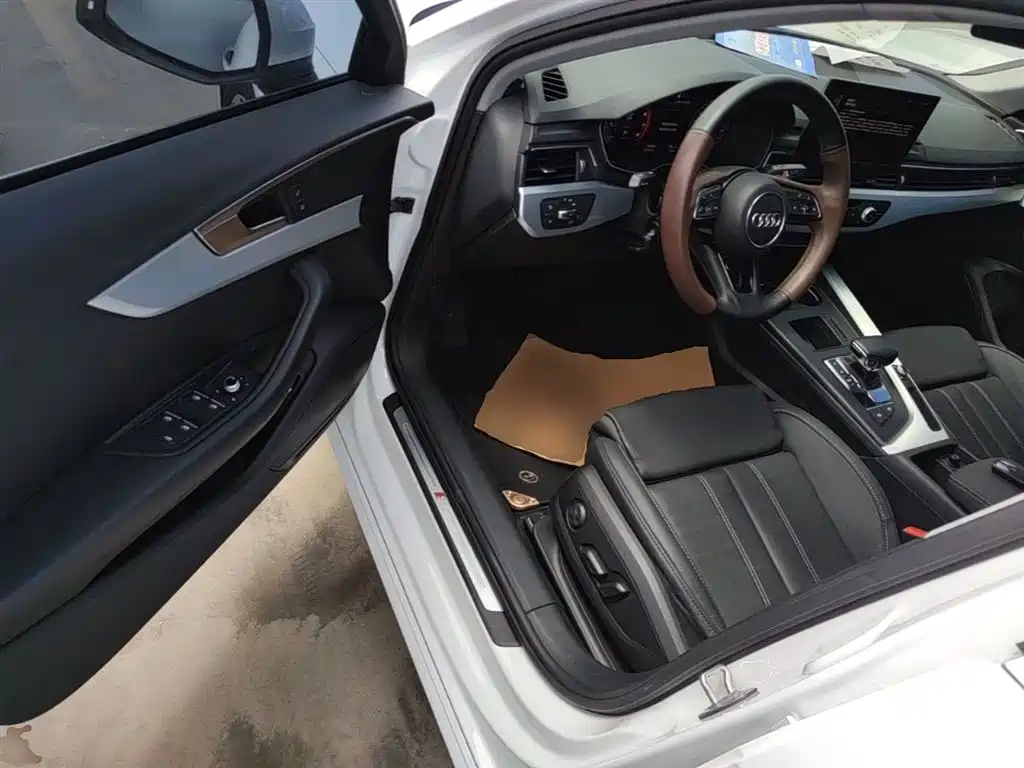 Audi A4L 2020 40 TFSI Fashion Dynamic Edition фото 16