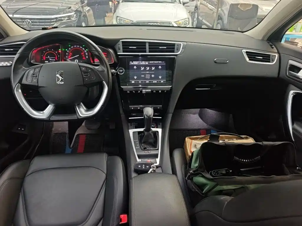 Фото 10 - DS 5LS