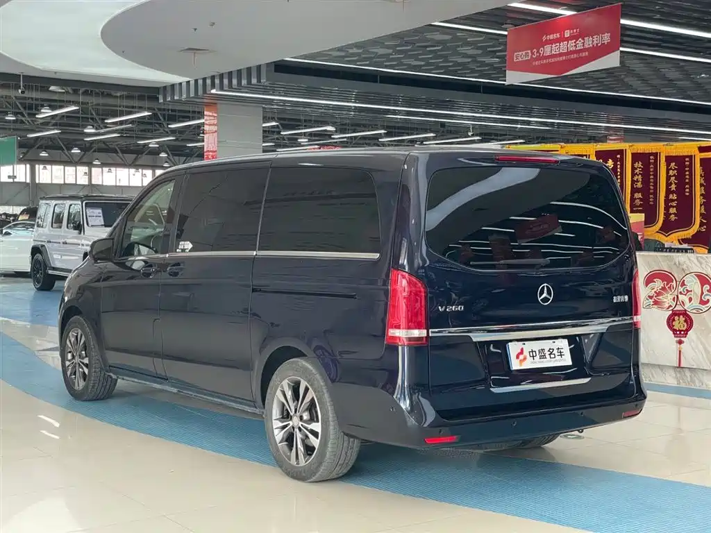 Mercedes-Benz V-Class 2017 Model V 260 Pilot Edition фото 5