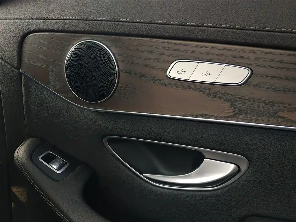 Mercedes-Benz GLC 2021 GLC 260 L 4MATIC Luxury фото 23