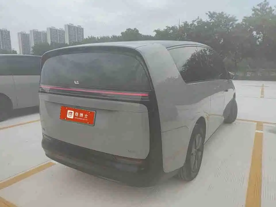 Li Auto MEGA 2024 2024 Ultra