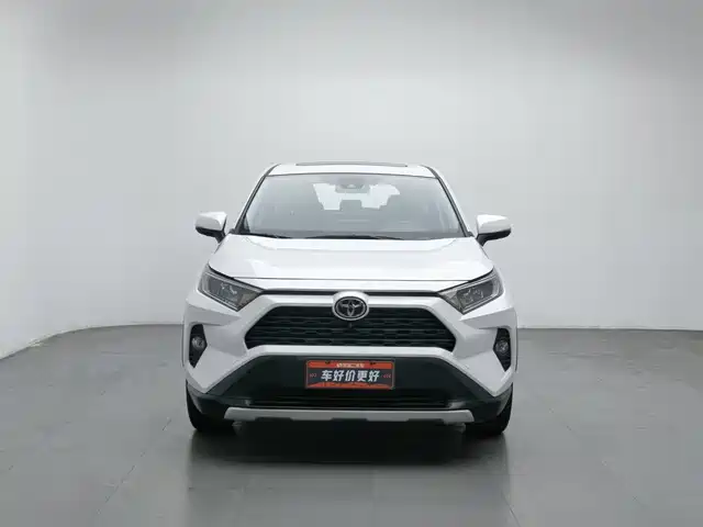 Toyota RAV4 Rongfang 2022 2.0L CVT 2WD Trend Edition — фото 3