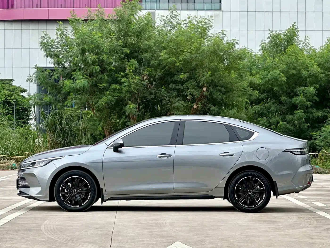 BYD Destroyer 05 2024 2023 Champion Edition DM-i 120KM Premium
