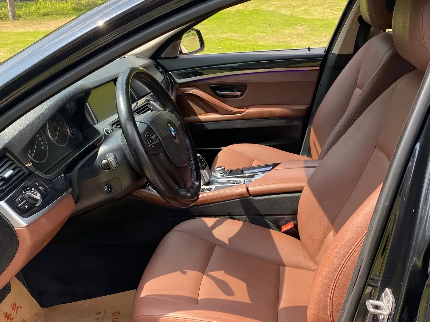 BMW 5 Series 2014 520Li Elegance фото 3