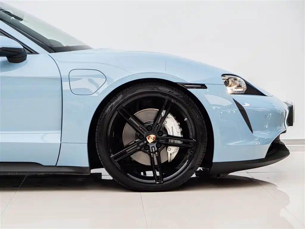 Porsche Taycan 2022 Facelift Taycan фото 7
