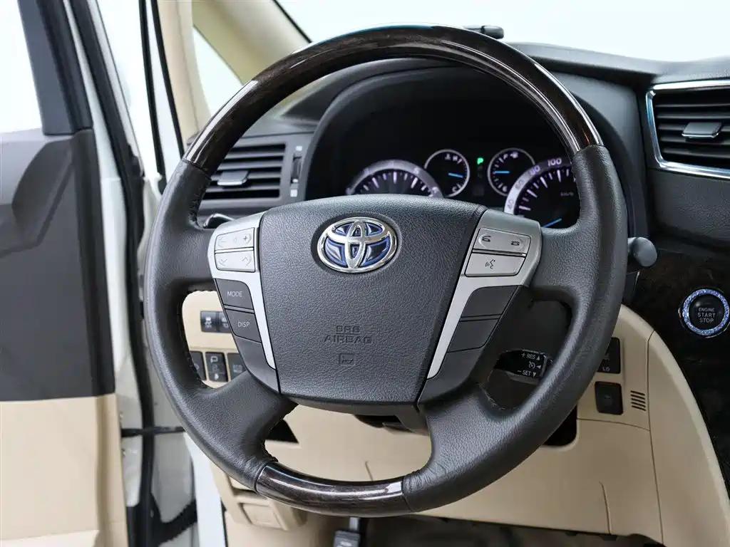 Toyota Alphard 2015 3.5L Premium Edition фото 16