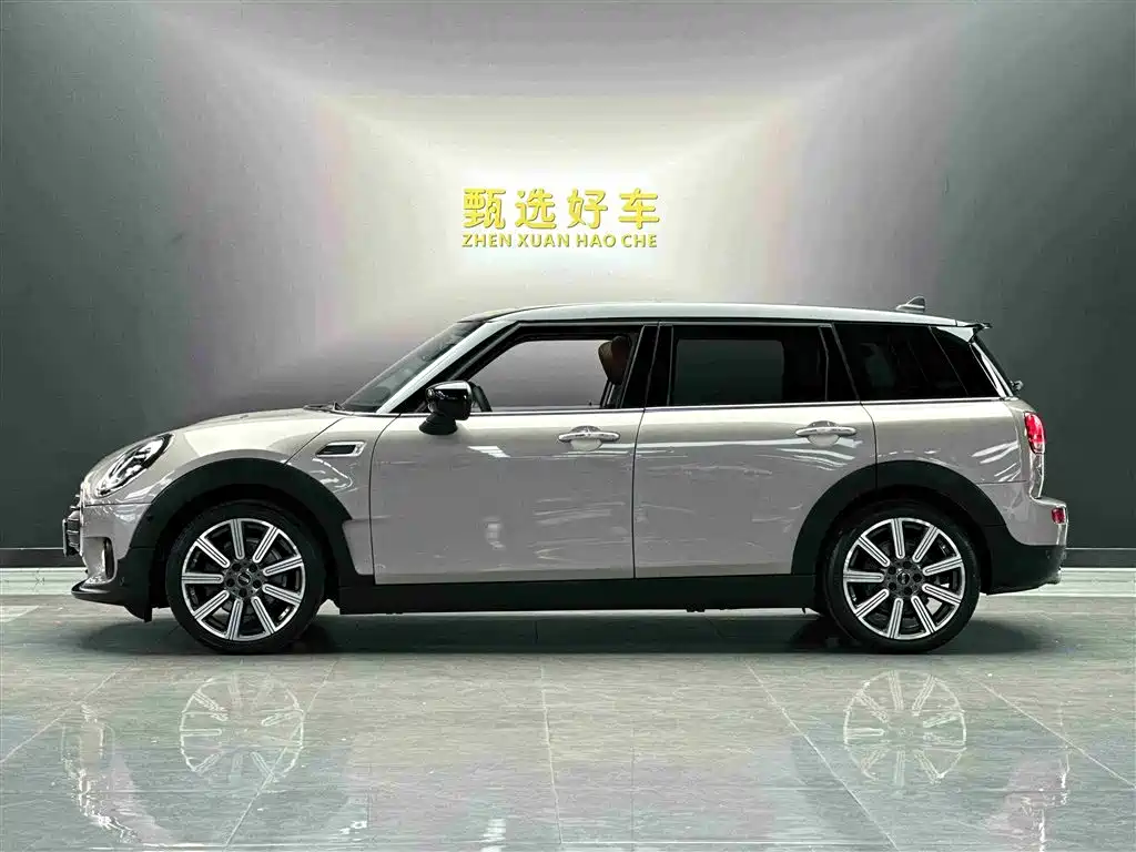 MINI CLUBMAN
