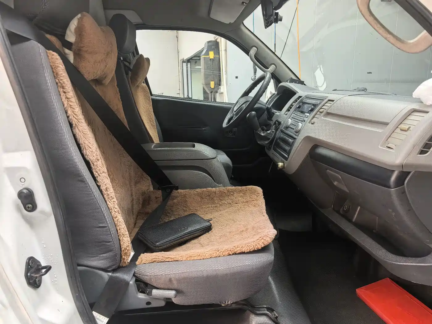 Foton Fengjing G7 2017 2017 2.0L Long Wheelbase Commercial Cargo Van High Roof 2-seater 4Q20M