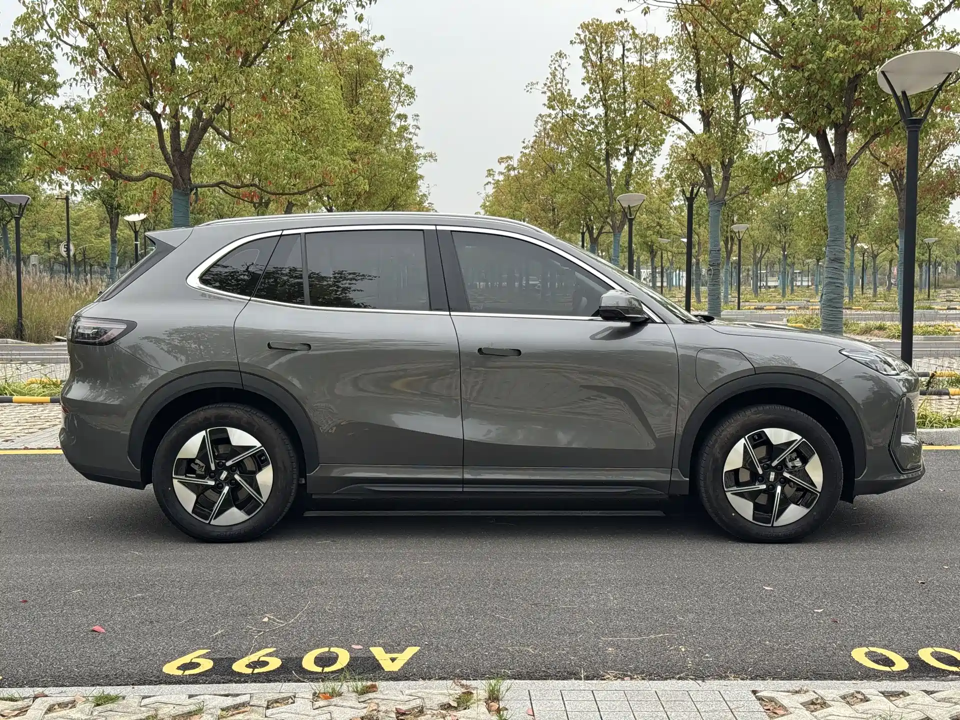 Photo 7 - Geely Galaxy Galaxy E5