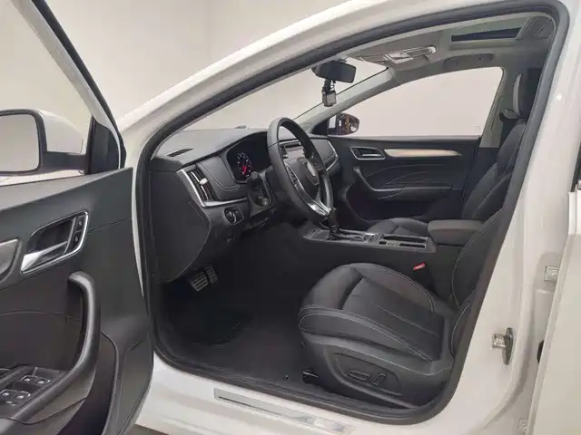 Roewe i6 2017 2017 20T Auto Internet Smart Enjoy Edition