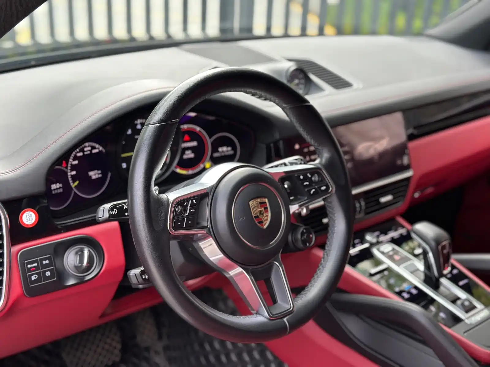 صورة 8 - Porsche Cayenne New Energy