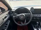 Photo 10 - Honda Vezel