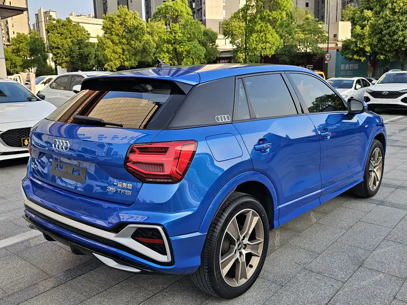 Audi Q2L 2022 35 TFSI Fashion Dynamic фото 9