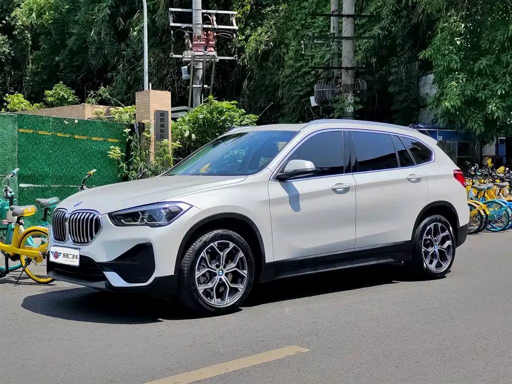 BMW X1 2022 sDrive25Li Leading